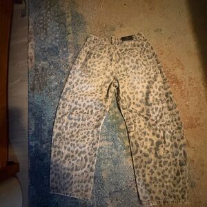 Free People Leopard Print Barrel Jeans size 25